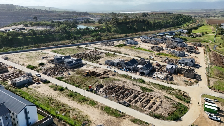 2 Bedroom Property for Sale in Aan de Wijnlanden Western Cape